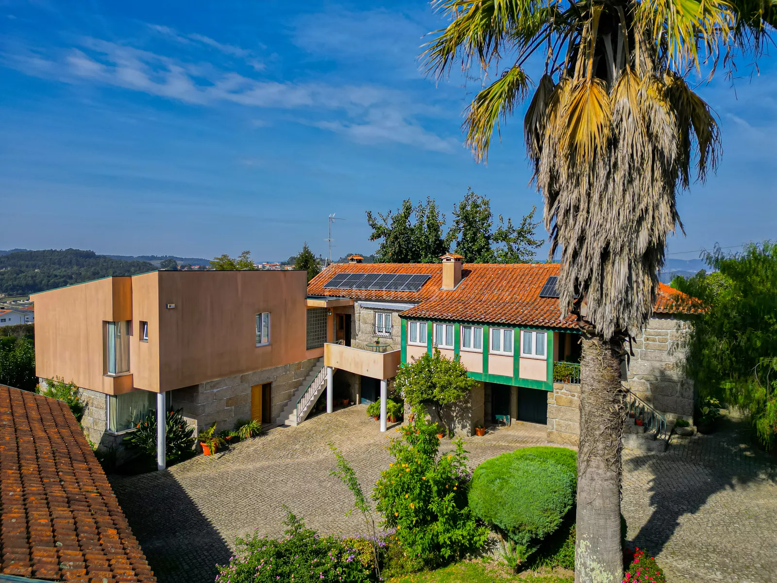 Moradia de luxo, Quinta e Herdade T5